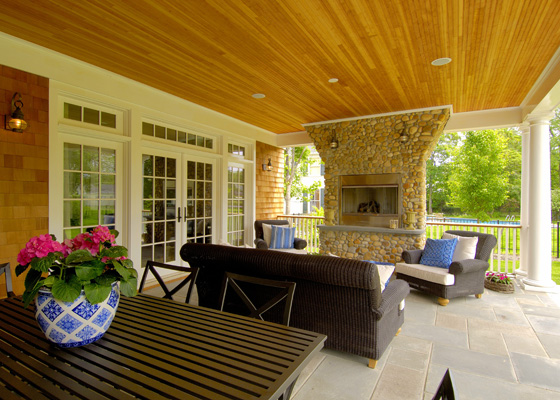 rearporch.jpg